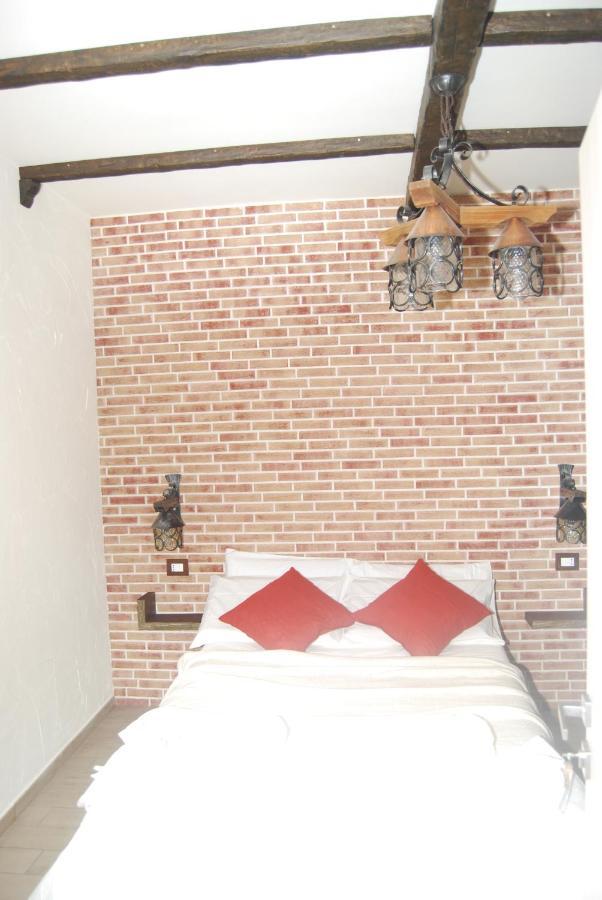 Bed and Breakfast Domus Florio - Humanitas Rozzano Pieve Emanuele Exterior foto