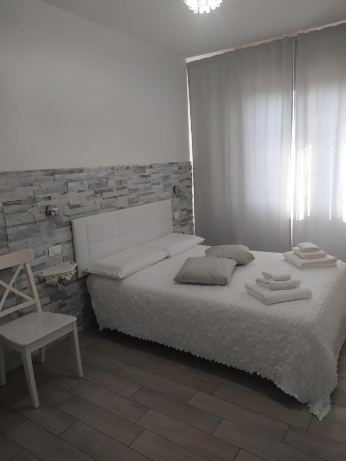 Bed and Breakfast Domus Florio - Humanitas Rozzano Pieve Emanuele Exterior foto